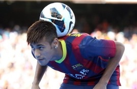 半岛体育下载-库里状态火爆，世俱杯季后赛对阵罗马，切尔西力争逆转